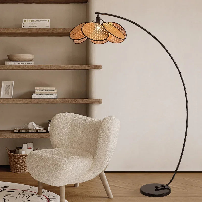 Features Rattan LED Floor Lamp For Living Room